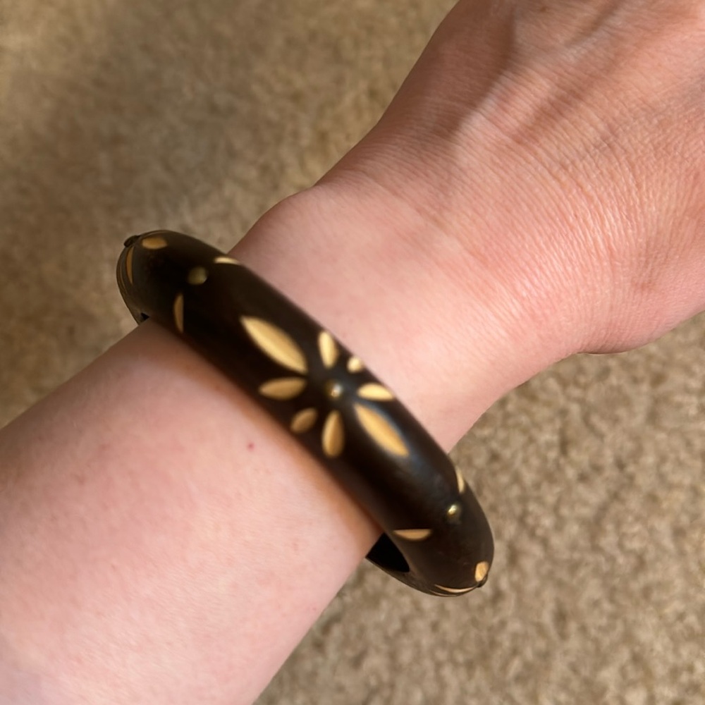 WOODEN ISLAND BRACELET - One Size